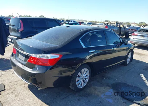 2015 Honda Accord Ex-L z USA, uszkodzony, nr VIN 1HGCR2F89FA149944
